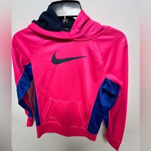 NIKE THERMA FIT PULLOVER FLEECE LINED HOODIE DESIGNED FOR WARMTH & COMFORT
MED